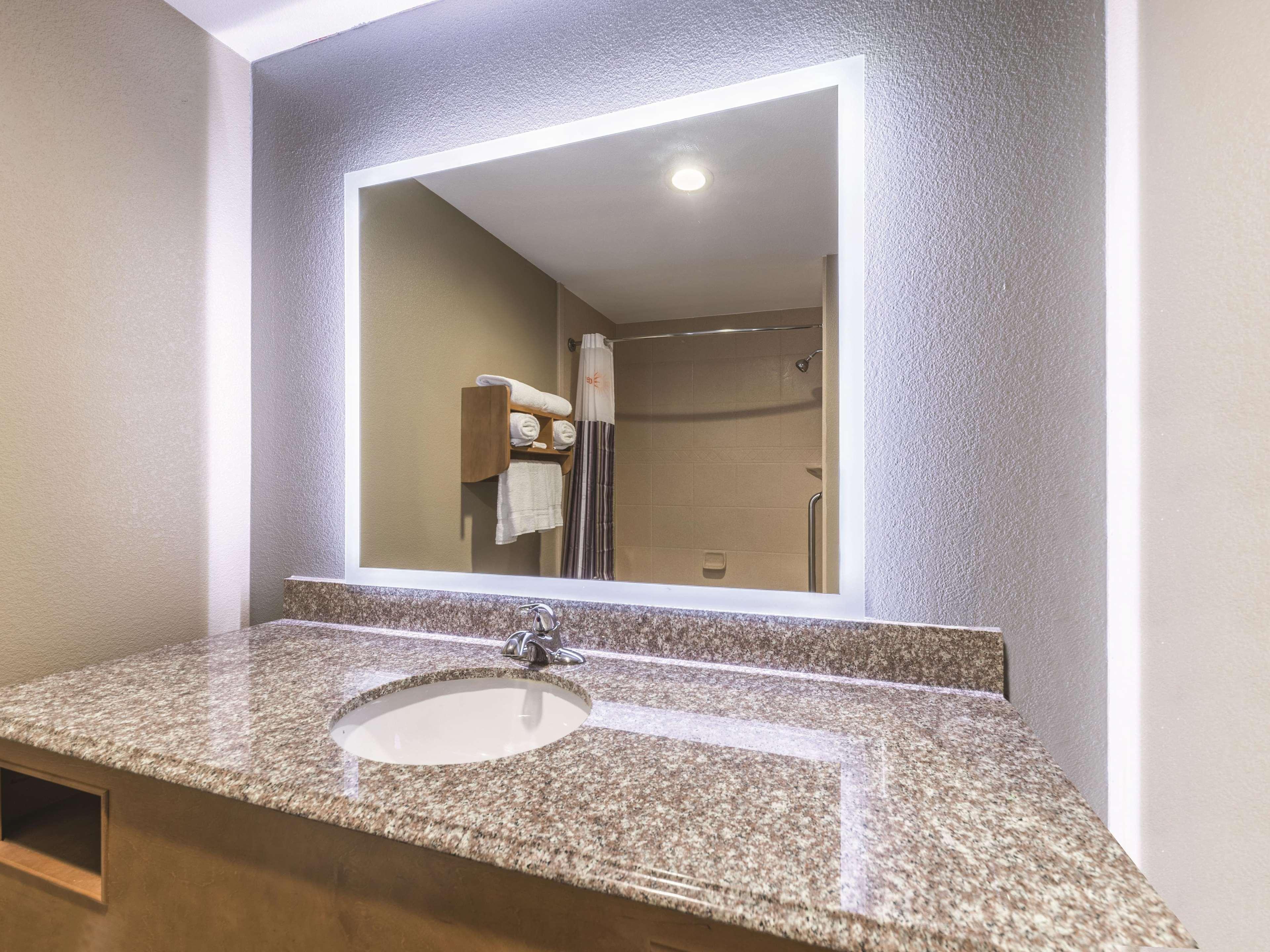 Hotel La Quinta By Wyndham Tulsa - Catoosa Zewnętrze zdjęcie