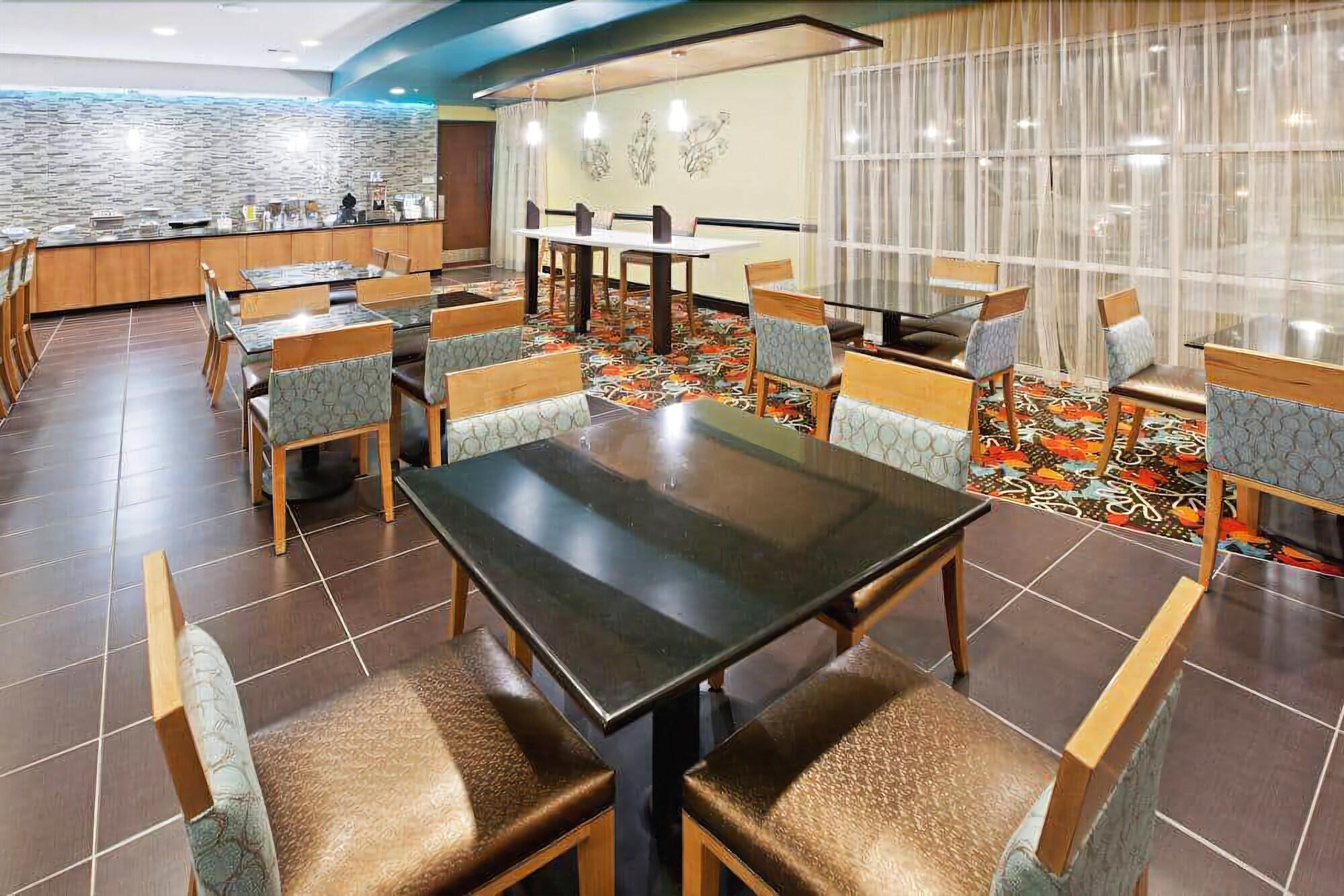Hotel La Quinta By Wyndham Tulsa - Catoosa Zewnętrze zdjęcie