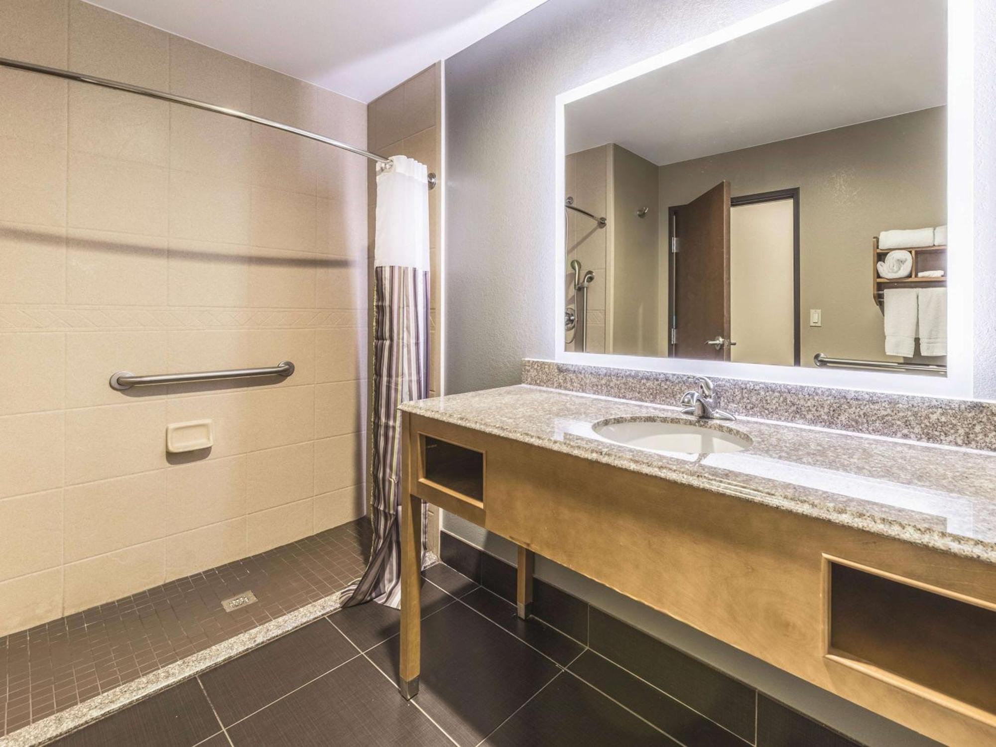 Hotel La Quinta By Wyndham Tulsa - Catoosa Zewnętrze zdjęcie